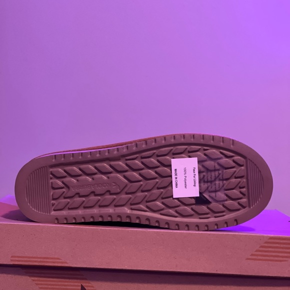 Koolaburra by UGG Classic Short Women's Winter Boots - BRAND NEW - Picture 2 of 2